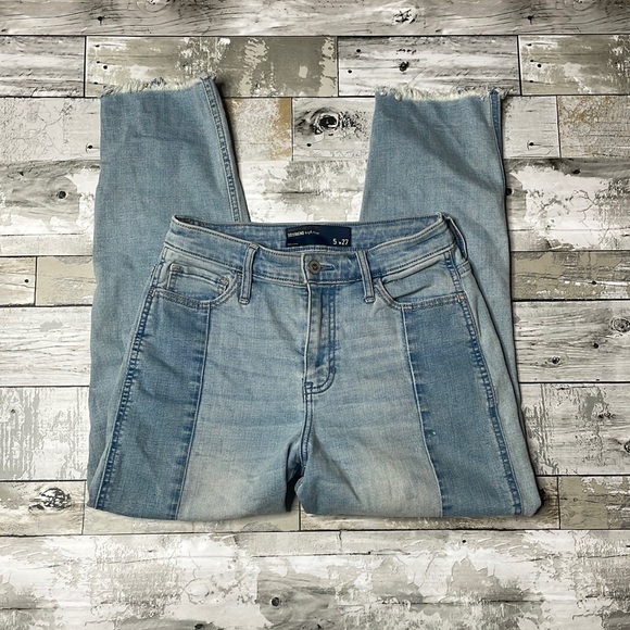 Hollister High Rise boyfriend Jeans 27 - Picture 2 of 6